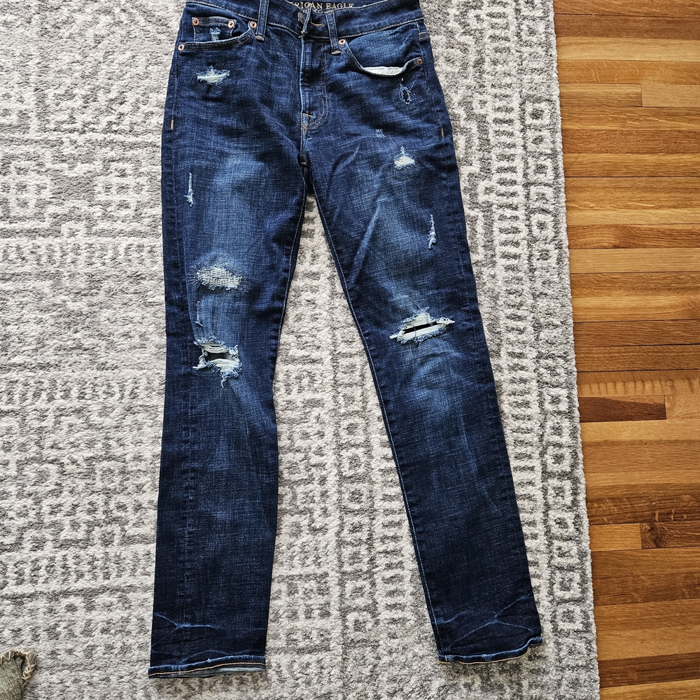 Men's Distressed Blue Jeans